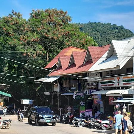 Nin Kantiang Bay 란타섬 외부 사진